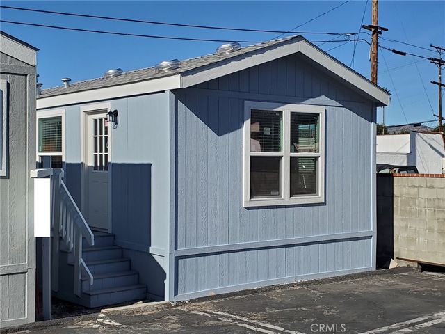 8100 Foothill Boulevard 1, Sunland, CA 91040