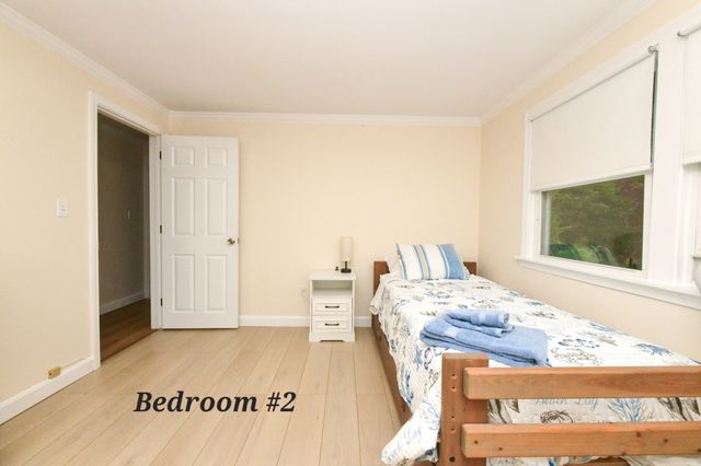 15 Sachem Dr, Bourne, MA 02562