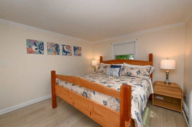 15 Sachem Dr, Bourne, MA 02562