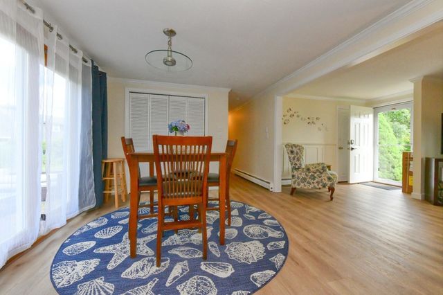 15 Sachem Dr, Bourne, MA 02562
