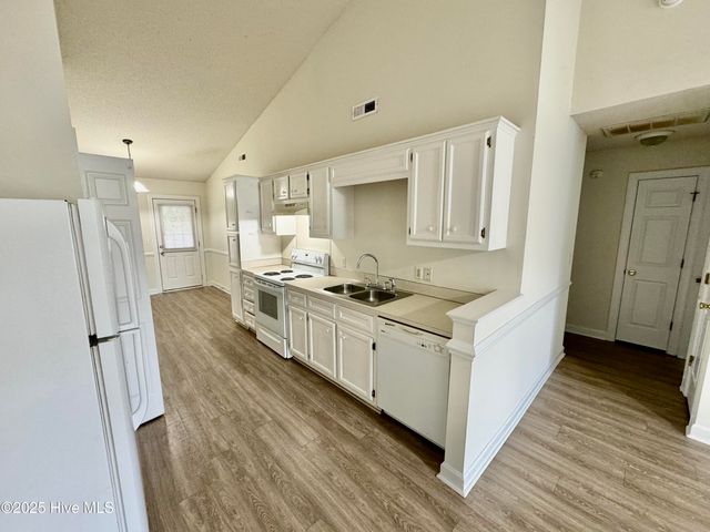 1400 Joel Drive A, Greenville, NC 27834