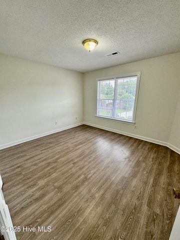 1400 Joel Drive A, Greenville, NC 27834