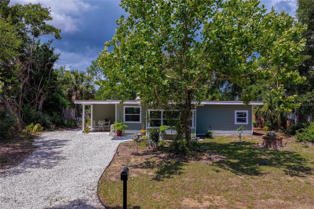 1624 CORDOVA AVENUE, Daytona Beach, FL 32117