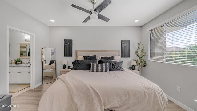 6900 E PRINCESS Drive 2223, Phoenix, AZ 85054