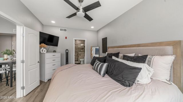 6900 E PRINCESS Drive 2223, Phoenix, AZ 85054