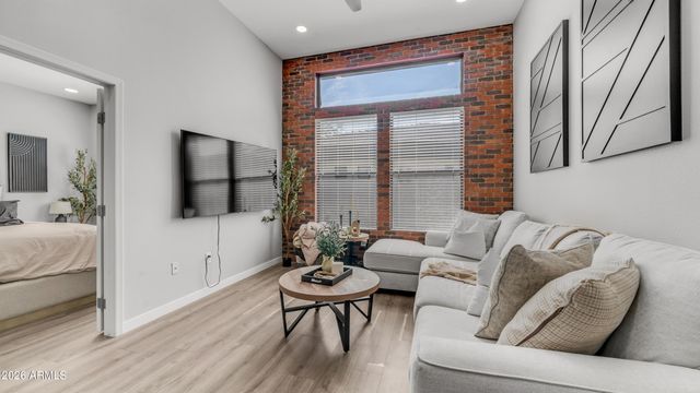 6900 E PRINCESS Drive 2223, Phoenix, AZ 85054