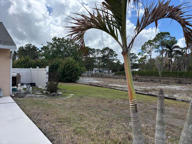 13253 Key Lime Boulevard, The Acreage, FL 33412