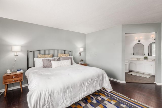 4774 Bosk Drive, New Albany, OH 43054