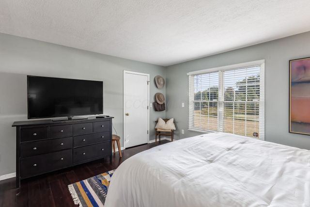 4774 Bosk Drive, New Albany, OH 43054