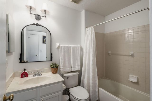 4774 Bosk Drive, New Albany, OH 43054