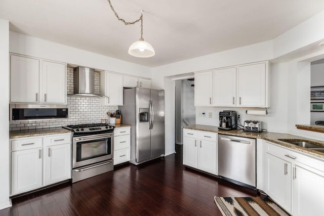 4774 Bosk Drive, New Albany, OH 43054