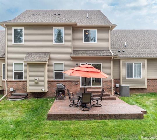9056 Rhyan Road, White Lake, MI 48386