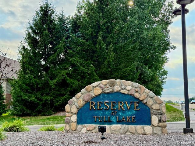 9056 Rhyan Road, White Lake, MI 48386