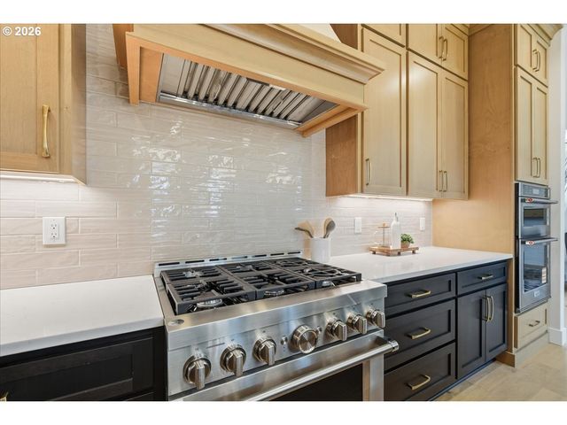 1719 Nw GOODWIN St, Camas, WA 98607