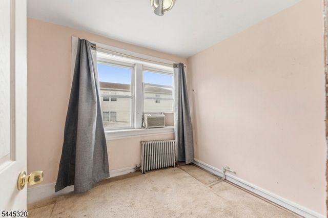 971 Grove St, Irvington Twp., NJ 07111