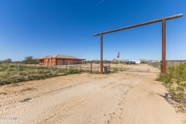 5358 N GATLIN GUN Trail, Maricopa, AZ 85139