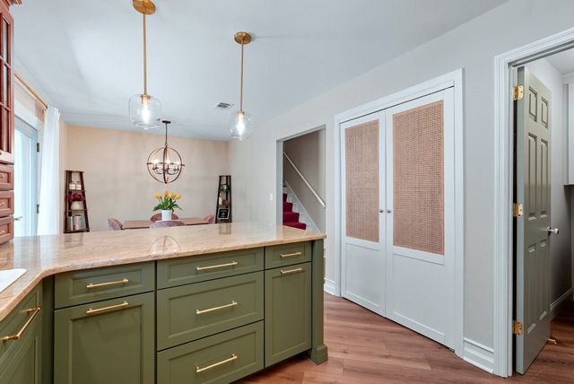 401 Huntington Ridge Dr, Nashville, TN 37211