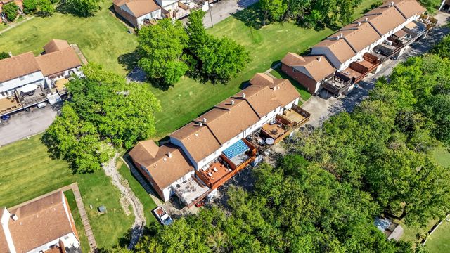 401 Huntington Ridge Dr, Nashville, TN 37211