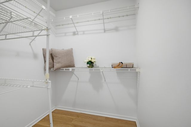 4131 N Pheasant Trail Court 8, Arlington Heights, IL 60004