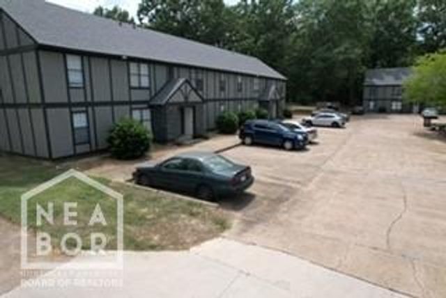 1906 W Matthews Avenue, Jonesboro, AR 72401