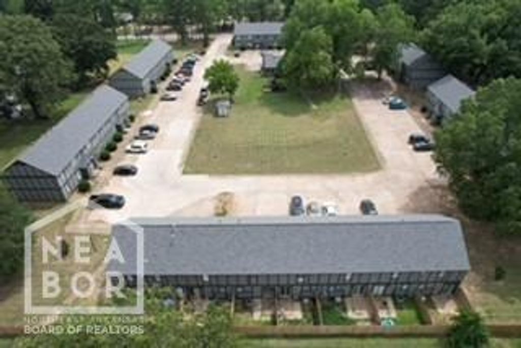 1906 W Matthews Avenue, Jonesboro, AR 72401