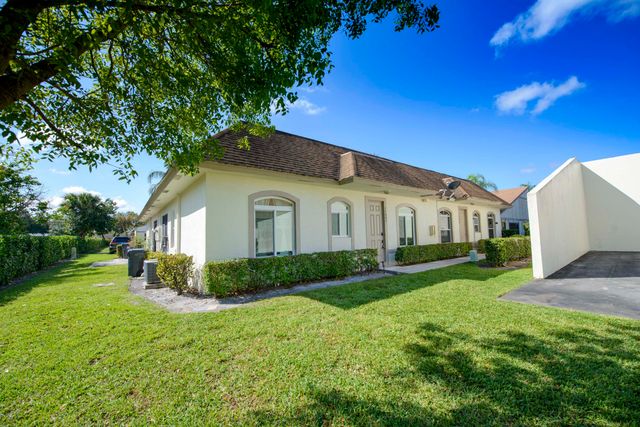 11893 Sturbridge Lane, Wellington, FL 33414