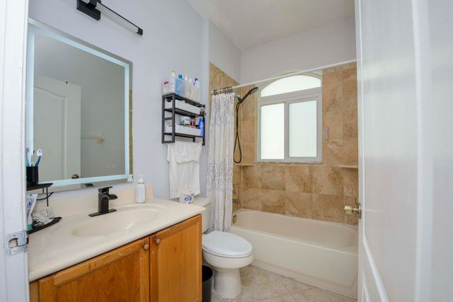 11893 Sturbridge Lane, Wellington, FL 33414
