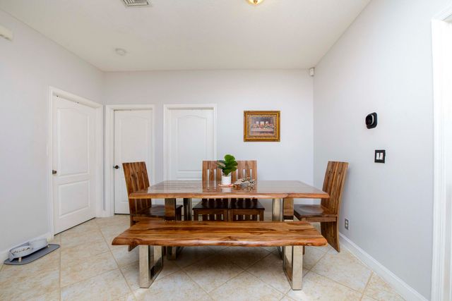 11893 Sturbridge Lane, Wellington, FL 33414