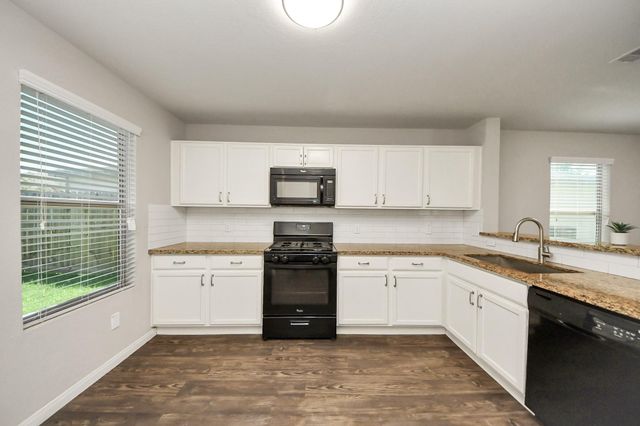 6527 Dayridge Lane, Houston, TX 77048