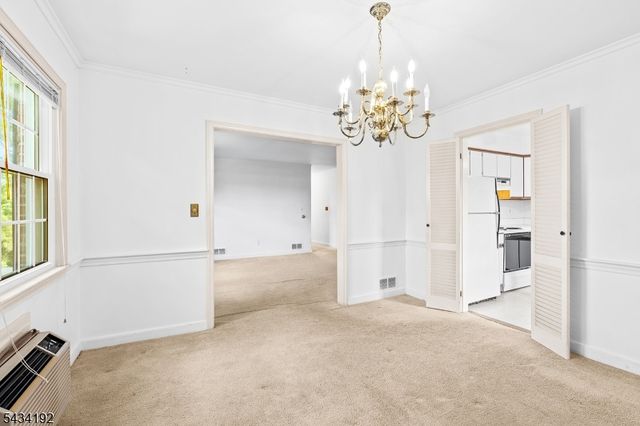 68 New England Ave 32, Summit City, NJ 07901