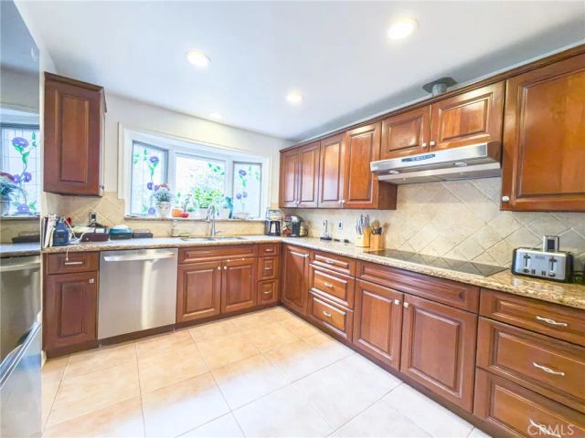 7002 Bryn Mawr Way, Whittier, CA 90602