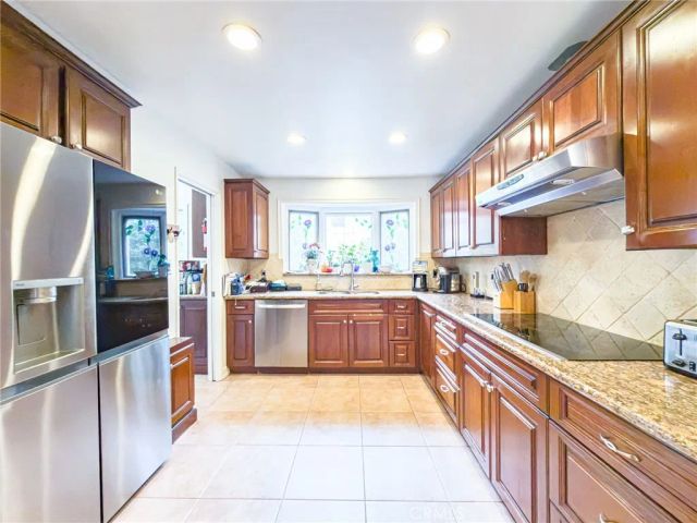 7002 Bryn Mawr Way, Whittier, CA 90602
