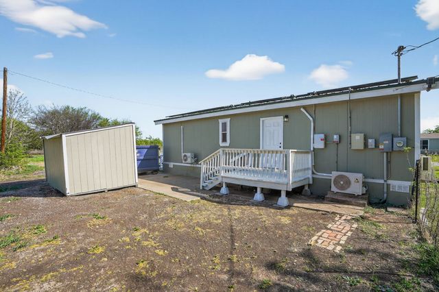 1917 Nolan Ridge Drive, Cleburne, TX 76033