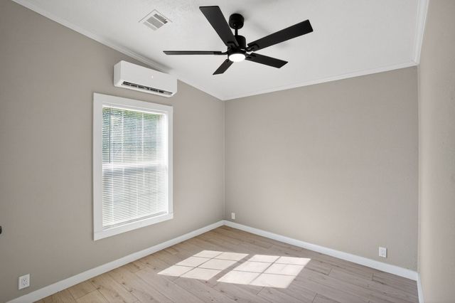 1917 Nolan Ridge Drive, Cleburne, TX 76033