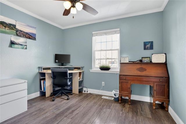 1501 SE 19th Street, Oak Grove, MO 64075