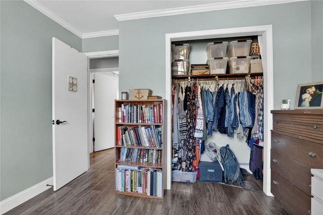 1501 SE 19th Street, Oak Grove, MO 64075