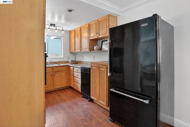 3436 Thunderbird Dr, Concord, CA 94520
