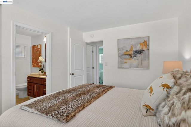 3436 Thunderbird Dr, Concord, CA 94520