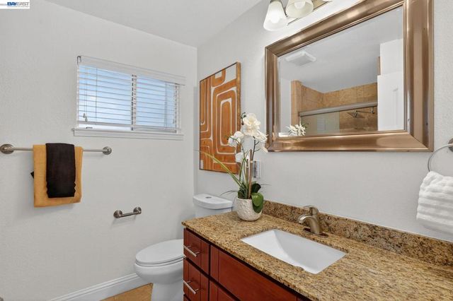 3436 Thunderbird Dr, Concord, CA 94520