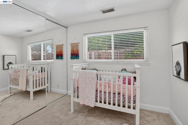 3436 Thunderbird Dr, Concord, CA 94520