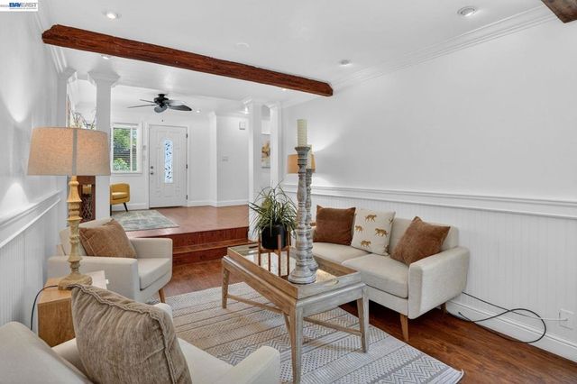 3436 Thunderbird Dr, Concord, CA 94520