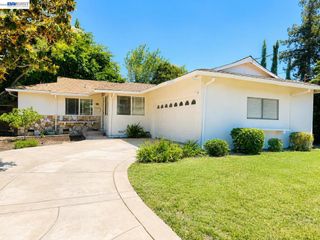 3436 Thunderbird Dr, Concord, CA 94520