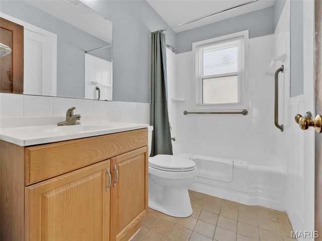 25 Jonell Court, St Louis, MO 63114