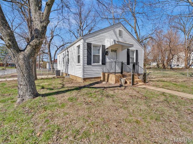 25 Jonell Court, St Louis, MO 63114