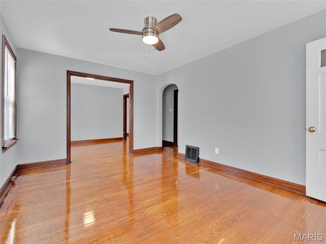 25 Jonell Court, St Louis, MO 63114