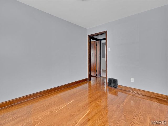 25 Jonell Court, St Louis, MO 63114