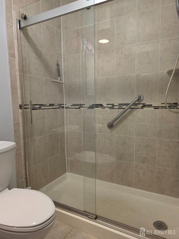 268 Crosspointe Drive, East Brunswick, NJ 08816