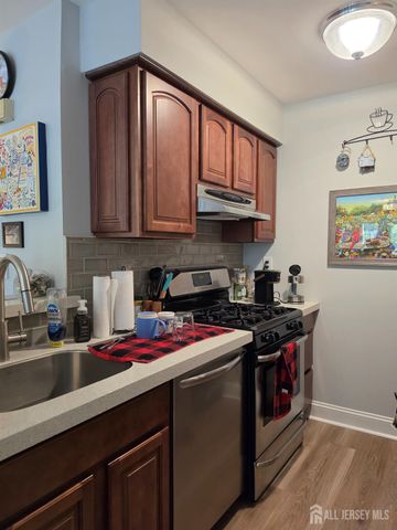 268 Crosspointe Drive, East Brunswick, NJ 08816