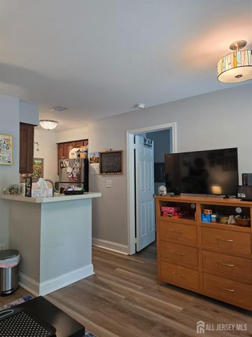 268 Crosspointe Drive, East Brunswick, NJ 08816