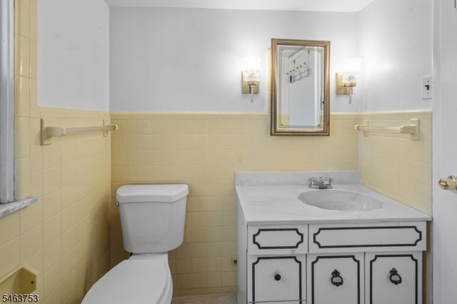 25 Randolph St, Lincoln Park Boro, NJ 07035